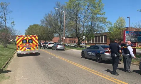 Mỹ: Xả súng điên cuồng vào trường học, nhiều người trúng đạn