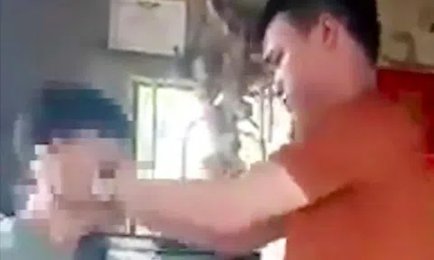 Bắt chước 'thần y' Võ Hoàng Yên chữa câm điếc, nam sinh trường nhạc bị triệu tập