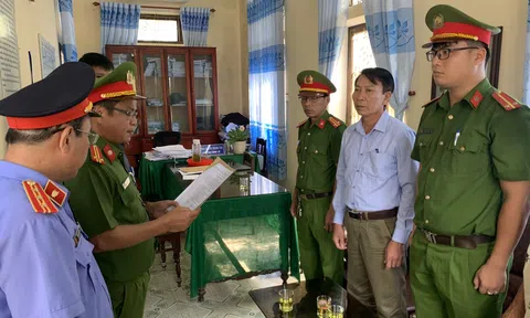 Khởi tố nguyên chủ tịch xã tham nhũng gần 1 tỷ đồng tại Thừa Thiên - Huế