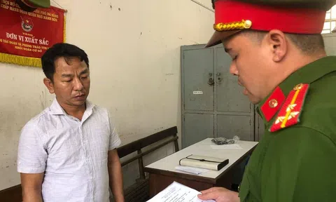 Mâu thuẫn tình cảm, gã đàn ông U50 gọi đàn em dằn mặt tình trẻ