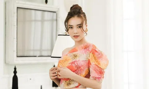 Ninh Dương Lan Ngọc nhận “kết đắng” khi mời mọi người đề thơ