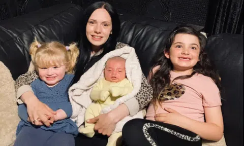 Sản phụ sinh con chỉ trong 27 giây, chồng choáng váng không kịp trở tay