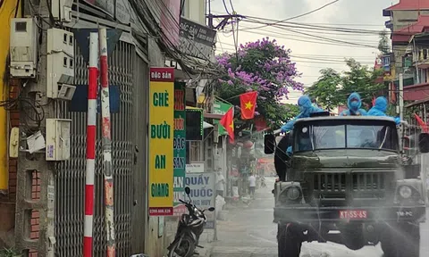 Hà Nội: Những "điểm nóng" COVID-19 đang được phong tỏa, cách ly y tế