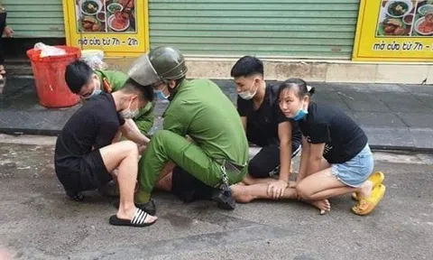 Nam thanh niên có biểu hiện ngáo đá, chặn xe đòi tiền, đánh công an