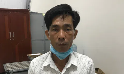 Bắt kẻ dùng "thẻ công vụ đặc biệt" giả để gặp 5 người Trung Quốc bị cách ly