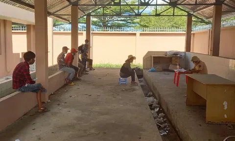 Bà Rịa - Vũng Tàu: Phát hiện nhóm người trốn sau thùng xe tải đi qua chốt kiểm soát y tế