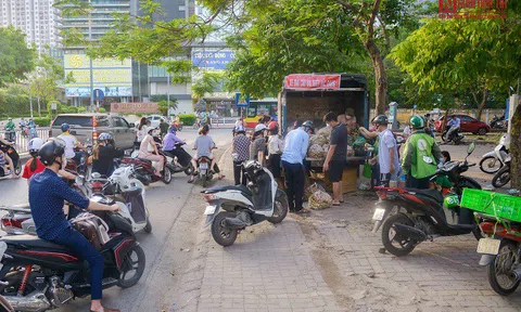 Người dân Hà Nội đổ xô đi giải cứu nông sản Bắc Giang