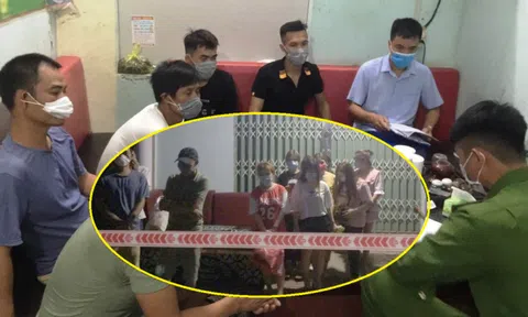 Quán karaoke đóng cửa bên ngoài, cho khách hát "chui": Chủ quán bị phạt hơn 30 triệu đồng, toàn bộ khách đi cách ly tập trung