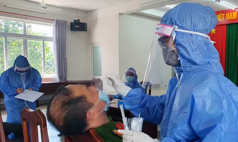 Xử phạt một ca nghi mắc Covid-19, 5 chiến sĩ CSGT phải đi cách ly