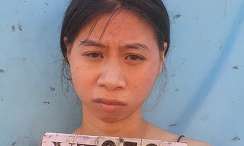 Bắt quả tang U40 bán dâm cho hai người đàn ông cùng lúc