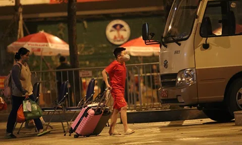 Làm gì để trẻ bớt hoang mang khi phải cách ly do dịch Covid-19?