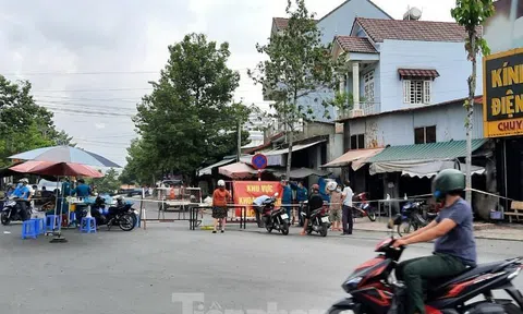 Phong tỏa khu vực hơn 600 hộ dân liên quan ca mắc COVID-19 ở TP.HCM