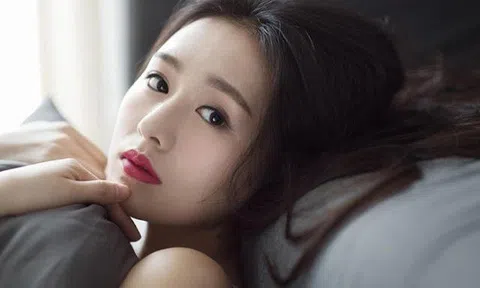 Là phụ nữ, chớ nên đau khổ vì đàn ông tồi, hãy cứ xinh đẹp và tự kiếm được tiền