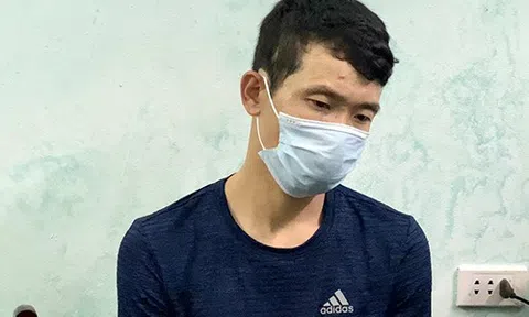 Bắt quả tang "con nghiện" vận chuyển 1.500 viên ma túy