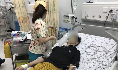 Bị bố mắng vì ham chơi game, thiếu niên 15 tuổi uống thuốc diệt cỏ tự tử