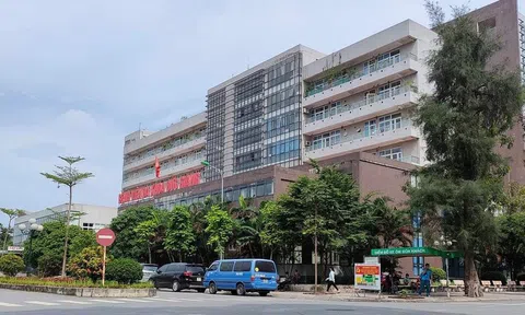 Hà Nội: Bệnh viện Đa khoa Đức Giang dỡ phong tỏa, hoạt động trở lại