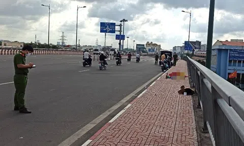 TP.HCM: Điều tra vụ người đàn ông chết bất thường tại cầu Bình Lợi, trên người nhiều vết thương