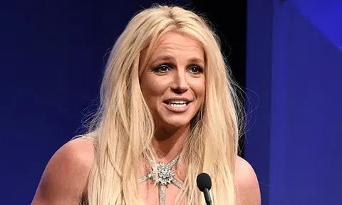 Britney Spears tiết lộ về 13 năm "nô lệ": Bị ép biểu diễn, mất hết quyền riêng tư, cưỡng chế đặt vòng tránh thai