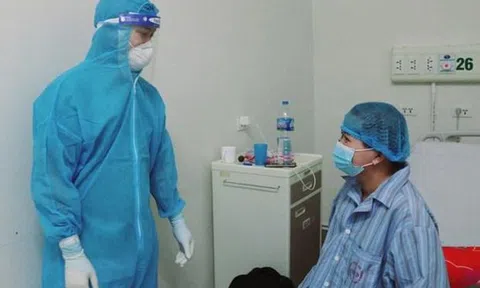 Cứu sống thành công mẹ con sản phụ mắc COVID-19 từng rất nguy kịch