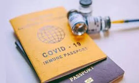 Hộ chiếu vaccine: Tìm lời giải cho bài toán mang tên cơ hội và kỳ vọng