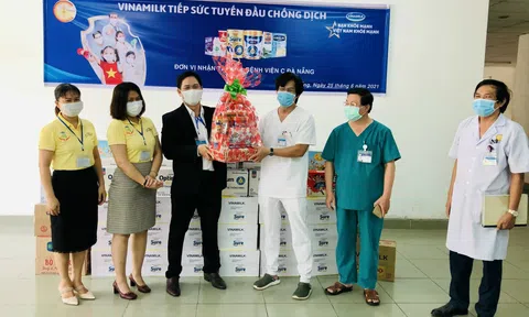 Vinamilk gửi tặng món quà sức khỏe đến những "chiến sĩ áo trắng" và người thân nhân ngày Gia đình Việt Nam