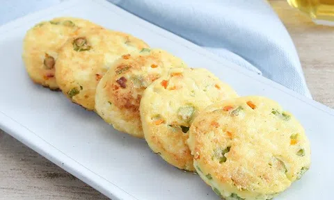 Bánh đậu phụ rau củ chiên, món ngon độc đáo khiến trẻ em nhà bạn thích mê