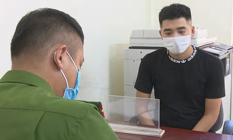 Phát hiện tài xế làm giả con dấu để đưa người qua chốt kiểm dịch