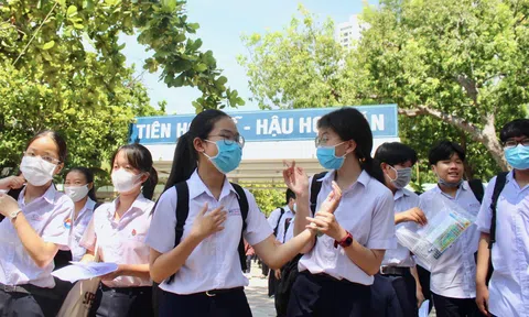 Nóng: Toàn bộ điểm chuẩn vào 4 trường THPT chuyên của Hà Nội, cao nhất là 44 điểm