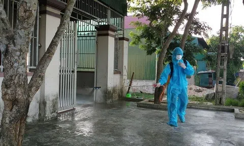 Người đàn ông nghi nhiễm Covid-19 tự khỏi "âm thầm" lây cho 22 người