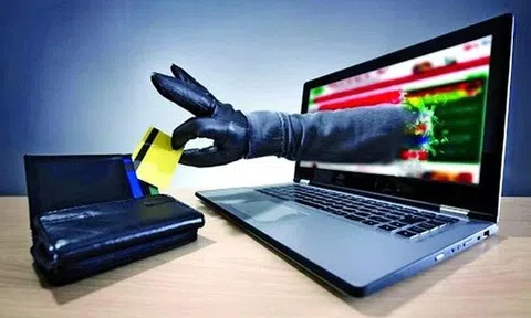 Thanh niên rút hơn 100 triệu trong tài khoản của bạn gái rồi bỏ trốn