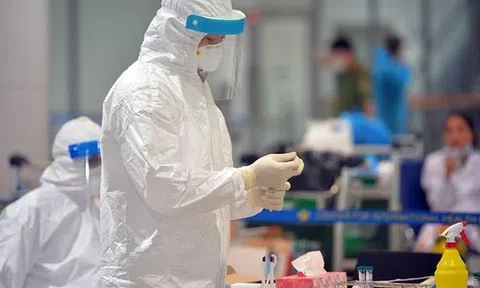 Hà Nội: Phát hiện người đàn ông là bảo vệ KCN dương tính COVID-19