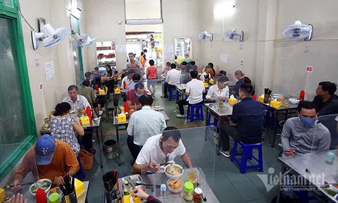 Hà Nội hỏa tốc chỉ đạo đóng cửa quán cắt tóc, gội đầu, cửa hàng ăn uống tại chỗ từ 0h ngày 13/7