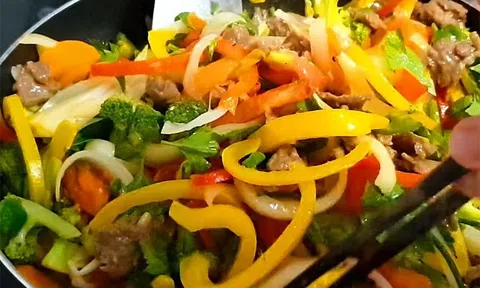 Xào thịt bò theo cách này đảm bảo người khó tính nhất cũng phải gật gù