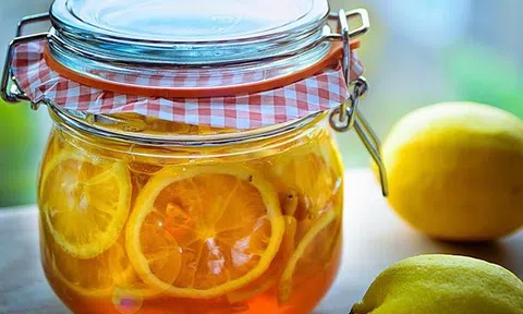 Không cần mật ong, chanh đào đem chưng với thứ này đảm bảo trị ho hiệu quả, bé nào cũng thích