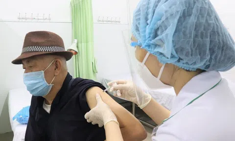 TP.HCM triển khai tiêm vaccine COVID-19 đợt 5 cho 15 nhóm đối tượng ưu tiên