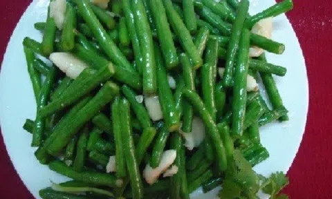 Xào đậu đũa chỉ cần thêm bước này đảm bảo đỗ giòn, ngon và xanh mướt