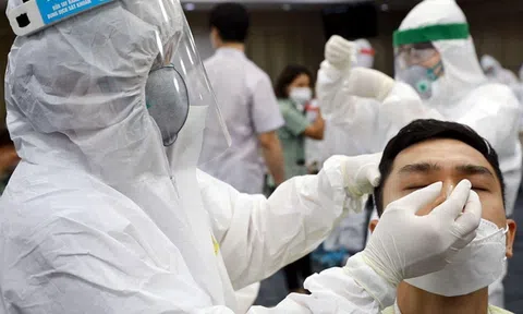 Tối 9/8, Hà Nội thêm 22 ca dương tính COVID-19, trong đó có 5 ca là nhân viên Công ty Viettel Post