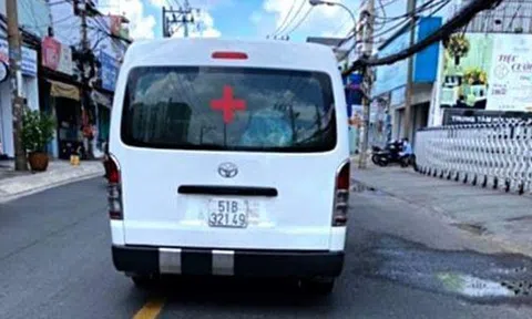 Làm rõ vụ tài xế dùng xe cứu thương giả "chặt chém" người bệnh giữa đại dịch COVID-19