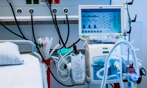 Bộ Y tế yêu cầu làm rõ vụ máy thở 455 triệu, "thổi giá" lên 960 triệu