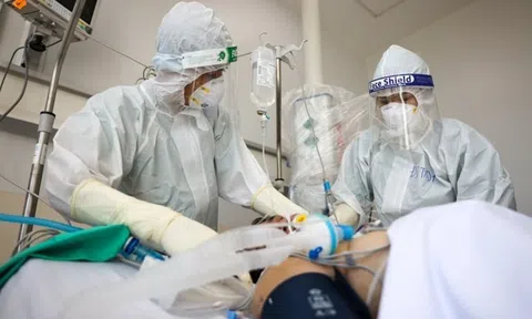 Bộ Y tế mở rộng thí điểm điều trị F0 tại nhà, sử dụng thuốc mới