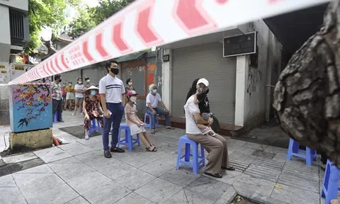 Trưa 14/8, Hà Nội thêm 21 ca dương tính COVID-19, trong đó 7 ca cộng đồng