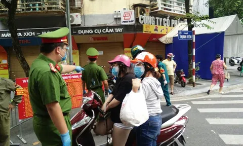 Hà Nội tiếp tục phạt hơn 1,2 tỷ đồng vi phạm quy định giãn cách xã hội