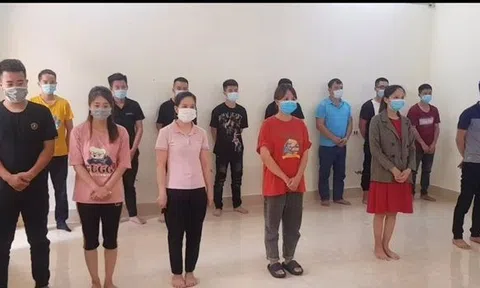 Khởi tố 12 người trong đường dây làm giả phiếu xét nghiệm Covid-19 bán cho người dân