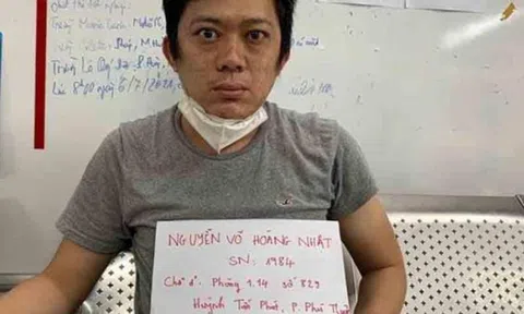 Bí mật trong nhà cựu giám đốc buôn bán khí cười