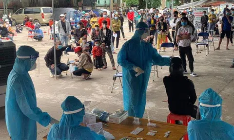 Bình Dương đứng đầu cả nước về ca nhiễm trong ngày, người dân 'không ra khỏi nhà' từ 22/8