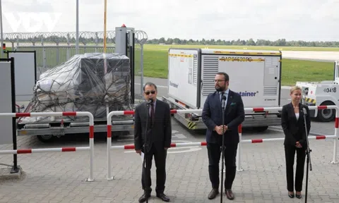 Hôm nay (21/8), hơn 500.000 liều vaccine AstraZeneca của Ba Lan sẽ tới TP.HCM