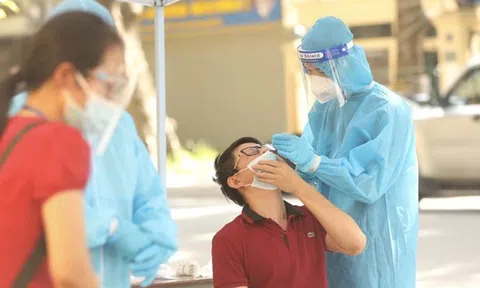 Hà Nội công bố 36 ca Covid-19 trong ngày 23/8, 12 ca cộng đồng