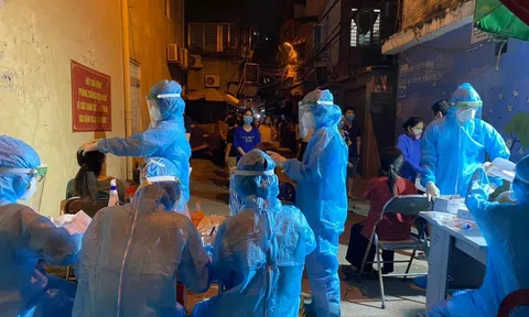 Trưa 25/8: Hà Nội phát hiện 50 ca mắc Covid-19, có 35 ca cộng đồng