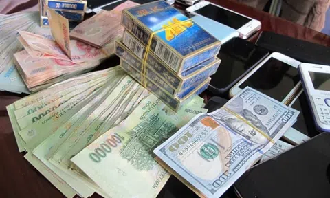 Hà Nội: Bắt quả tang 18 đối tượng tụ tập đánh "xóc đĩa" trong thời gian giãn cách xã hội