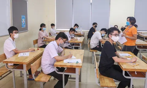 Bộ trưởng bộ GD-ĐT: Năm 2022 bắt đầu đổi mới thi tốt nghiệp THPT